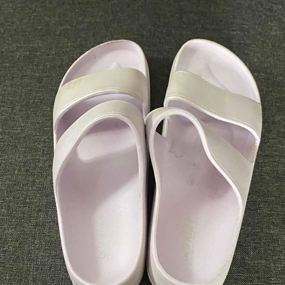 Old Navy Lavender Slide Sandals